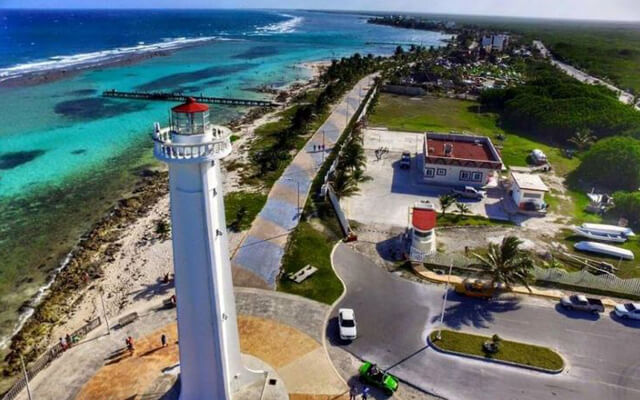 Transportation to Mahahual from Isla Mujeres